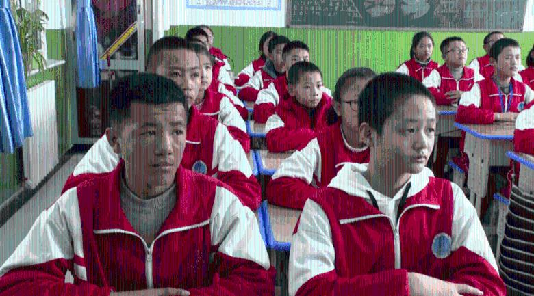 形容鼻子的好词